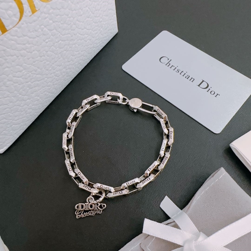 chr1st1an D10r necklaces